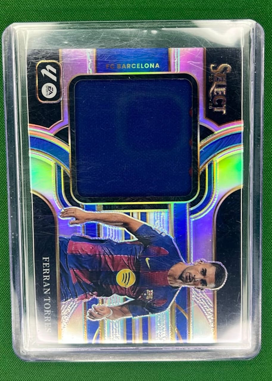 FERRAN TORRES PANINI SELECT LA LIGA 25 26