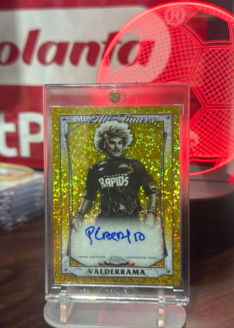2025 Topps Chrome Major League Soccer All-Timers Autograph Carlos Valderrama Numerada 44/50