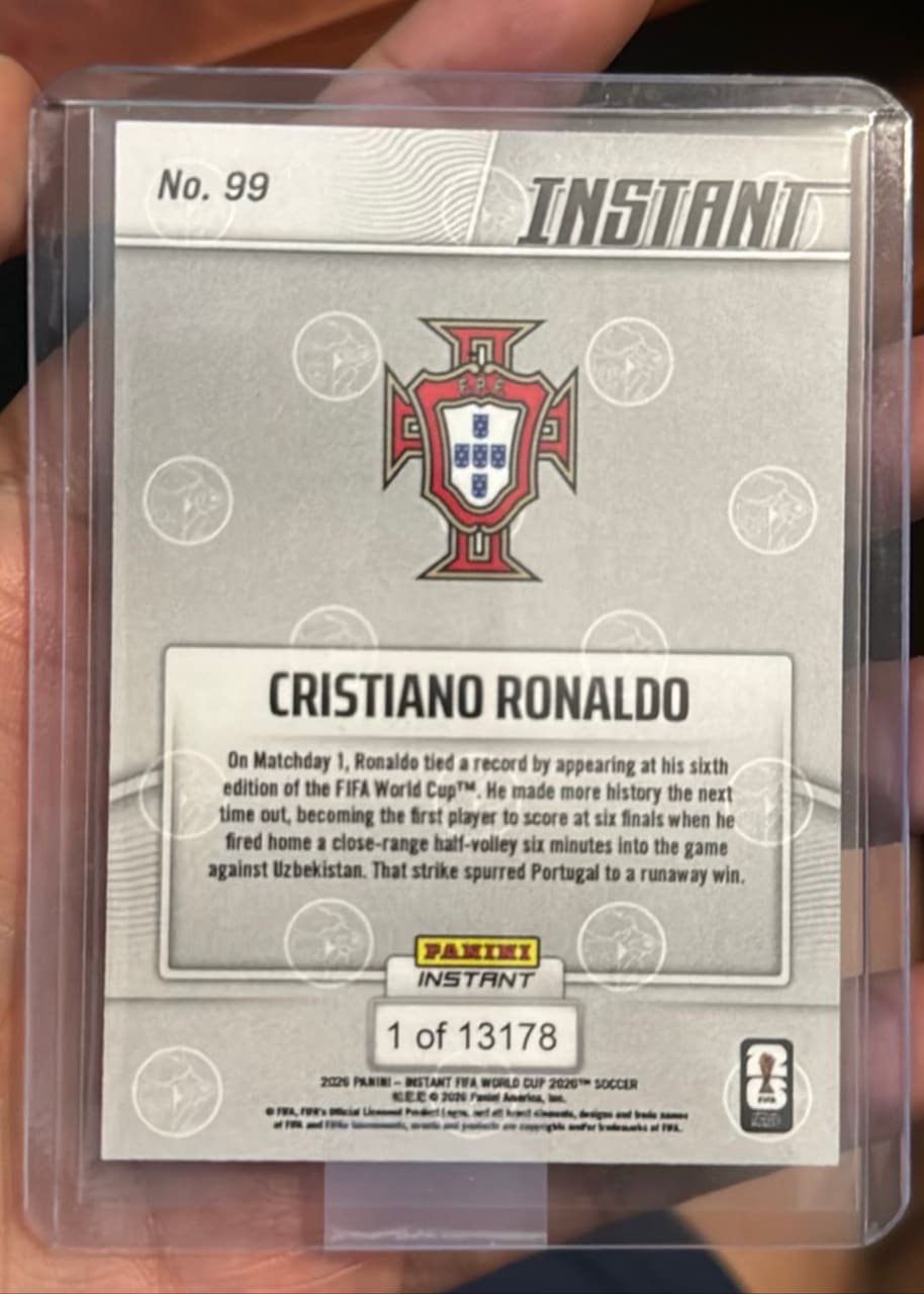 2026 Panini Instant FIFA World Cup 2026 Soccer Cristiano Ronaldo · Numerada 1/13178, foto 2