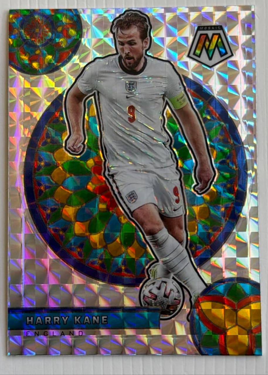 2021-22 Panini Mosaic FIFA Road to World Cup - Stained Glass #3 Harry Kane