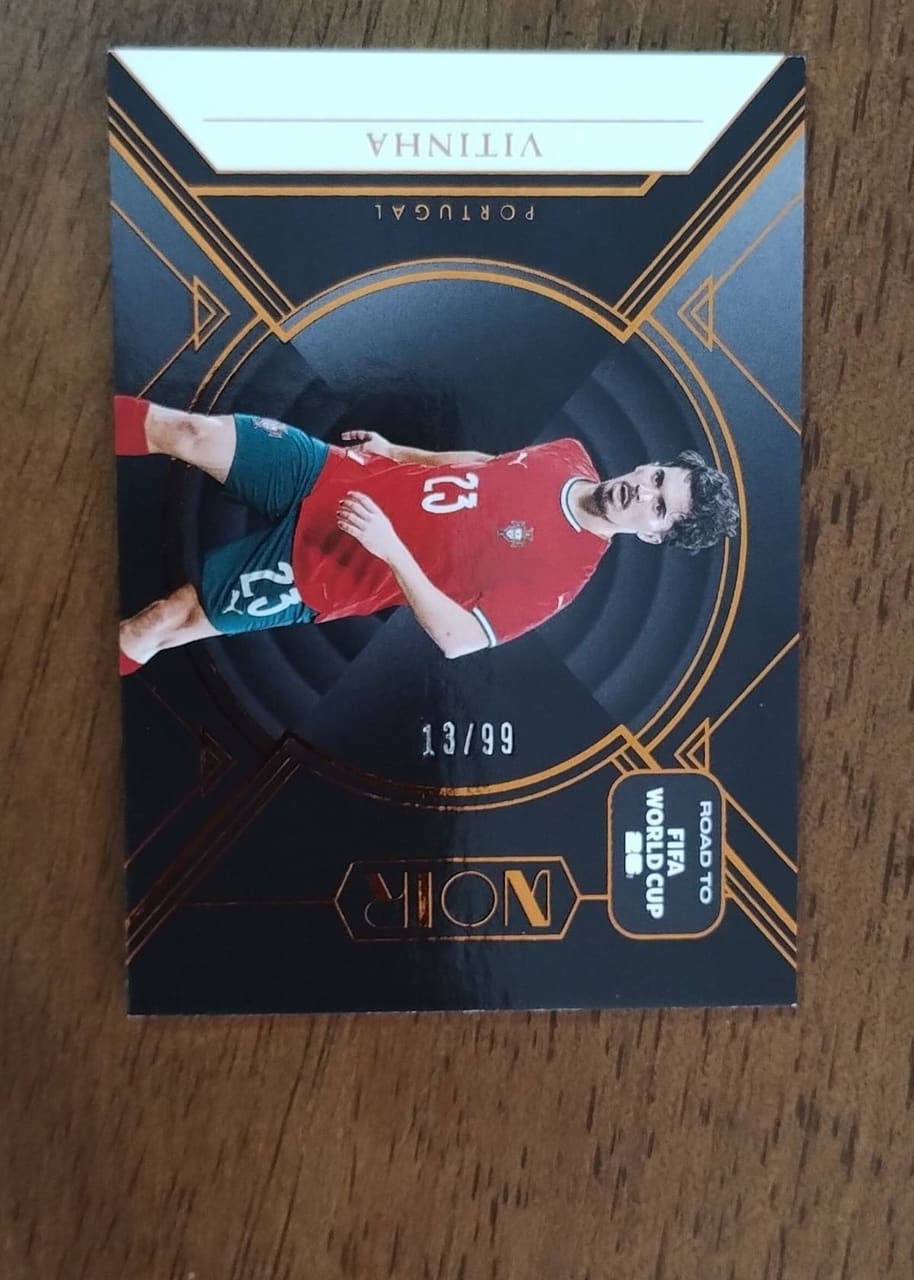 2025-26 Panini Noir Road to FIFA World Cup 2026 Soccer Vitinha · Numerada 13/99