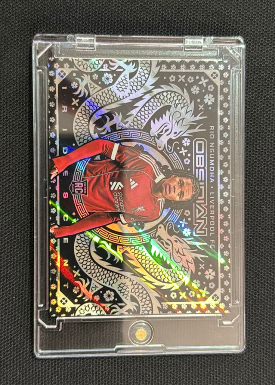 2025-26 Panini Obsidian Rio Ngumoha Iridescent Case Hit SSP Liverpool Rookie #8
