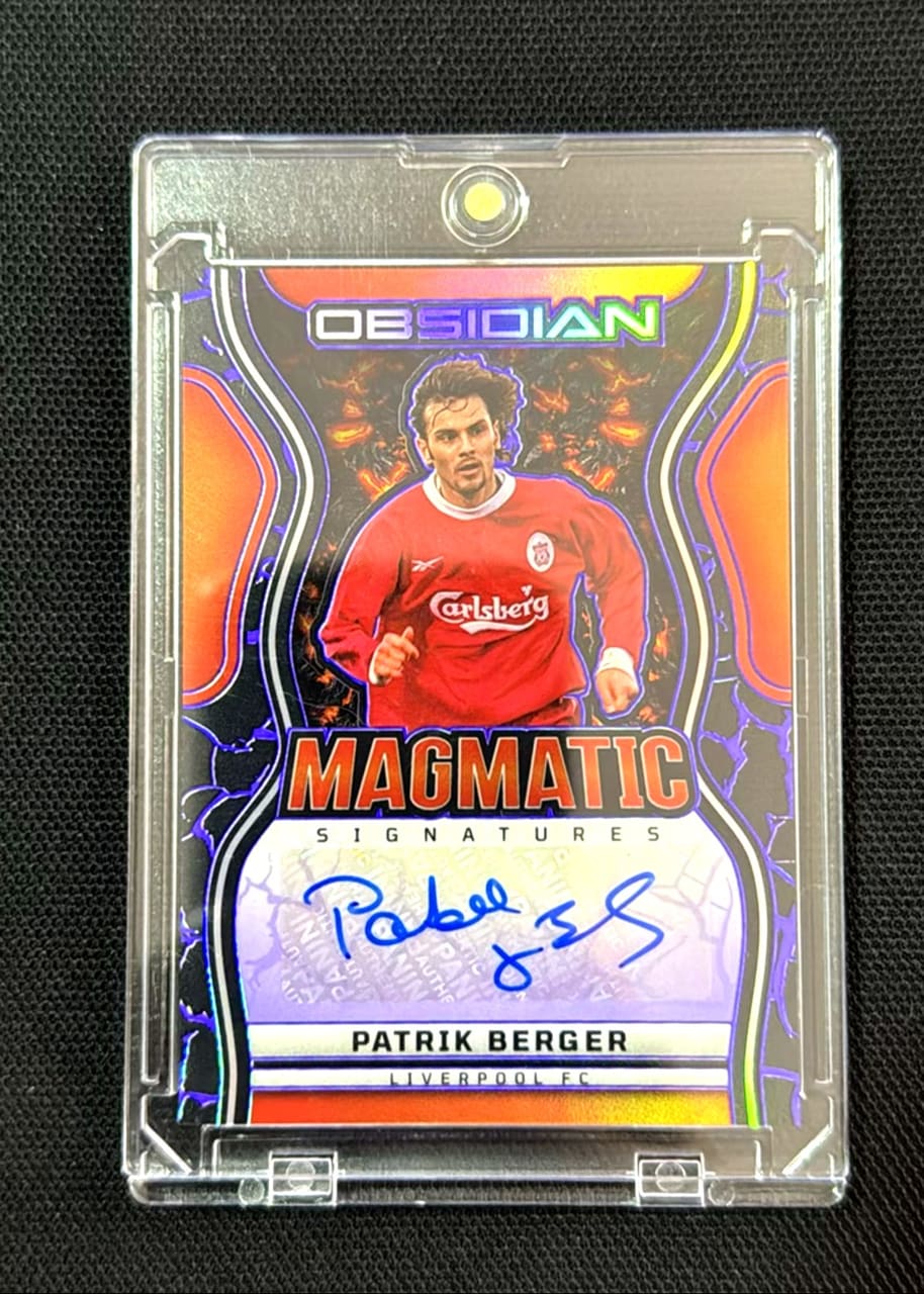2025-26 Panini Obsidian Soccer Patrick Berger · Numerada 30/50