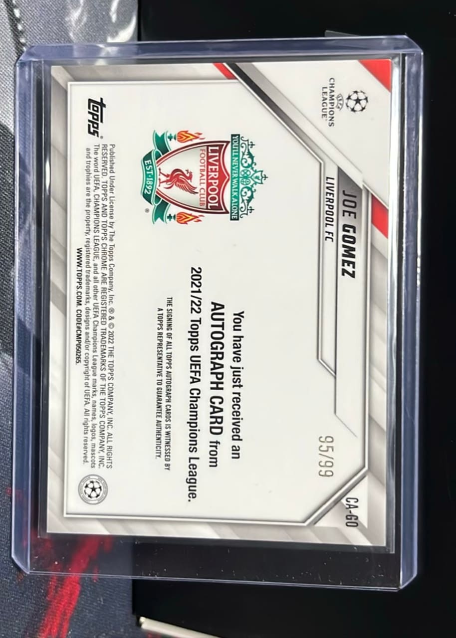 2021-22 Topps UEFA Champions League Joe Gomez · Numerada 95/99, foto 2