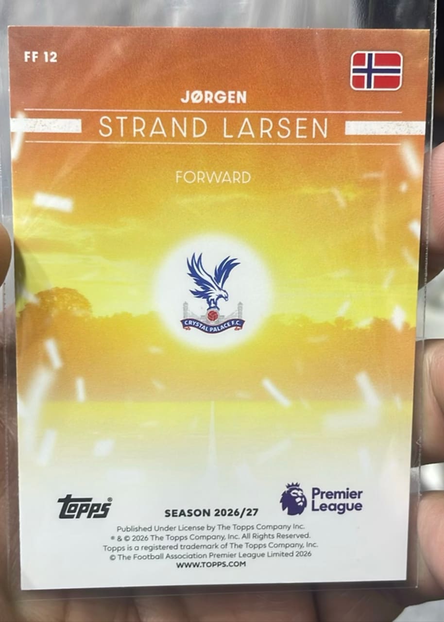 2026-27 Topps Premier League Jørgen Strand Larsen, foto 2