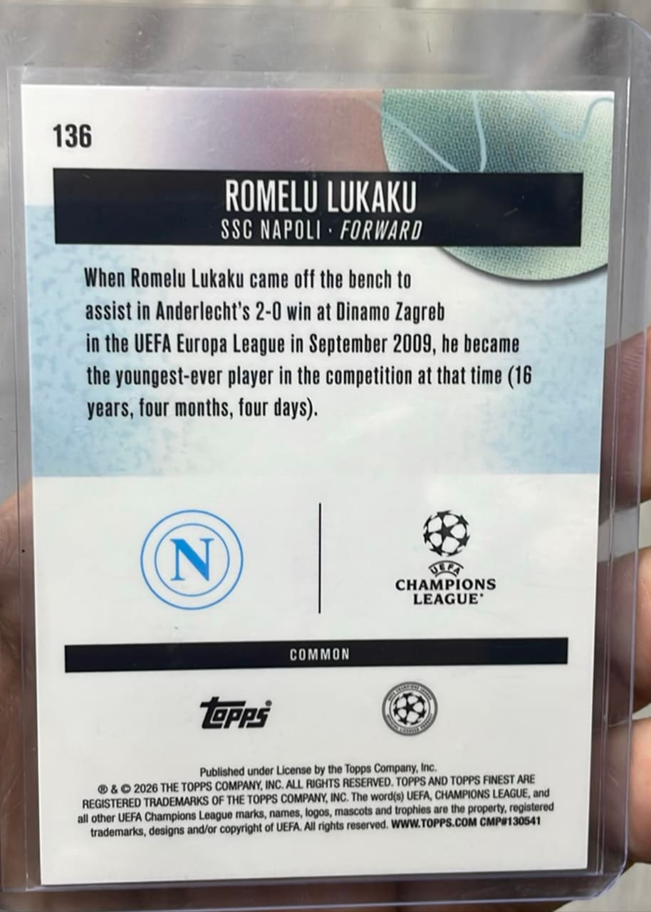 2026 Topps Finest UEFA Champions League Romelu Lukaku · Numerada 107/150, foto 2
